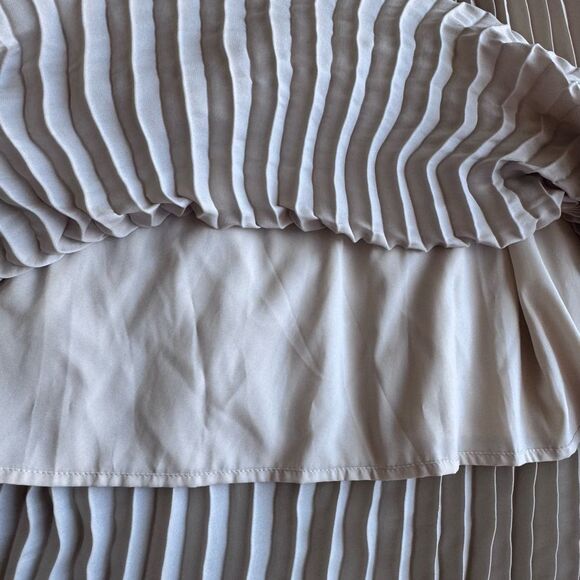 Banana Republic  Cream Dress - Picture 3 of 3